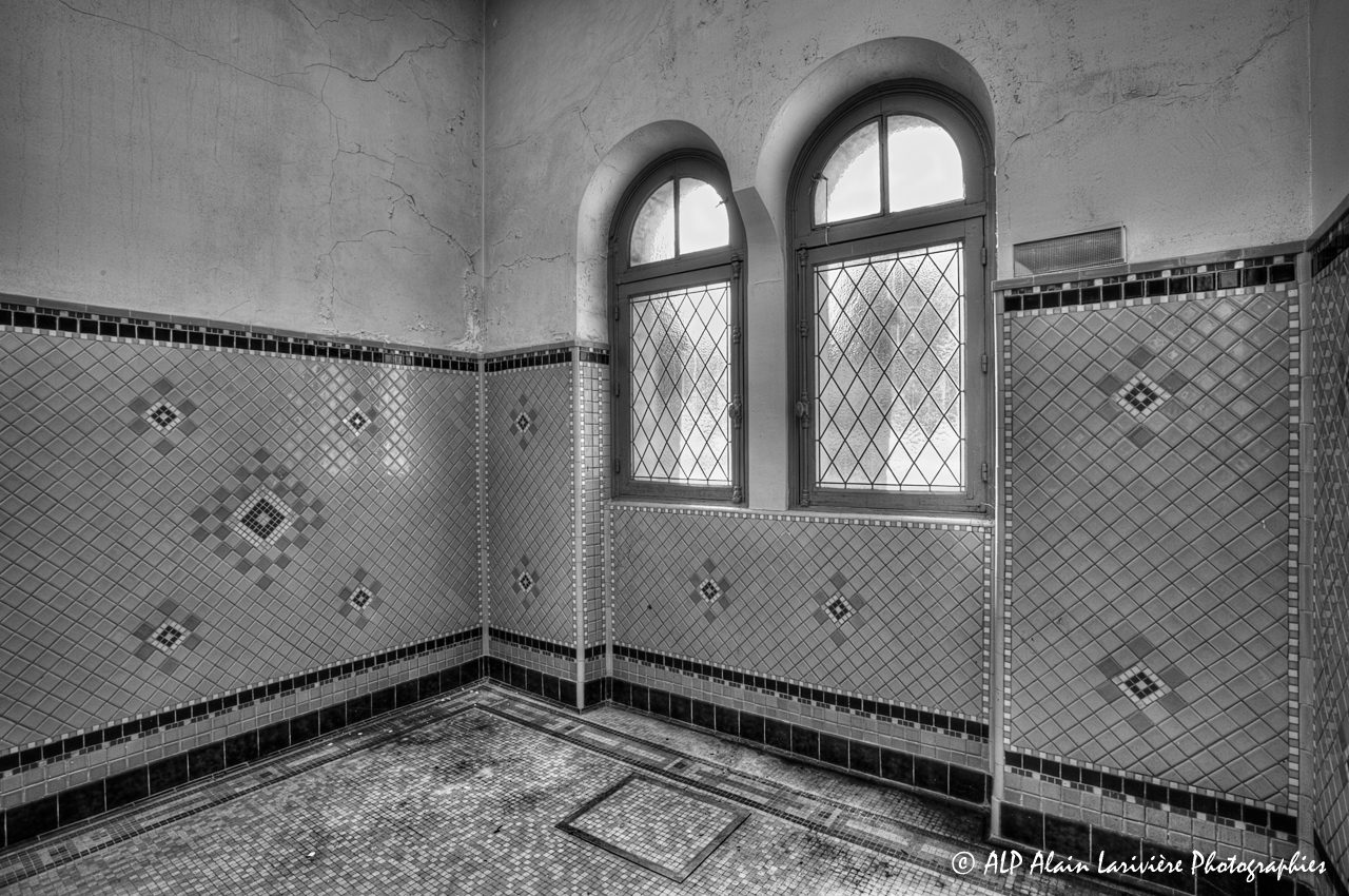 Les Grands Thermes de Châtel-Guyon en 2011 : Etage -14N&B-