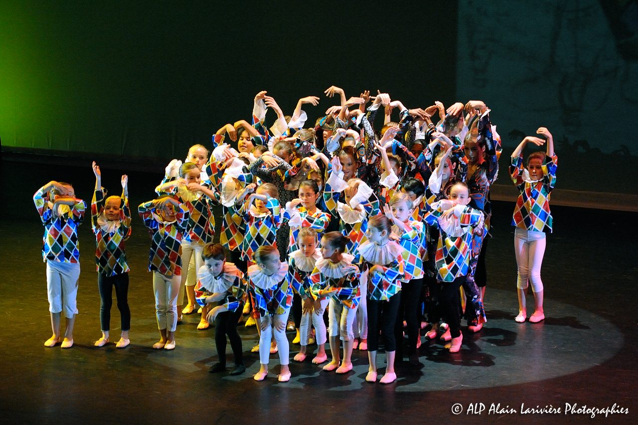 Spectacle chorégraphique à Fleury-les-Aubrais 25-06-2011 -1-