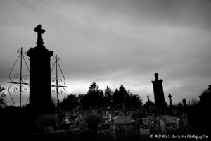 Les tombes de l'oubli : Sépultures au crépuscule -73N&B-